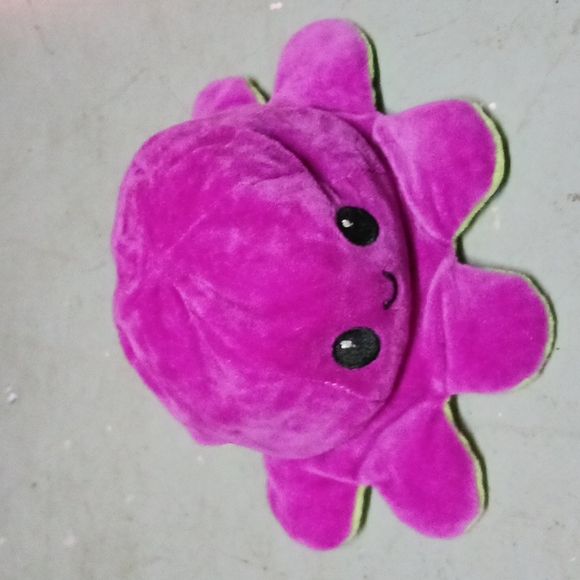 flippy octopus stuffie - Picture 2 of 2